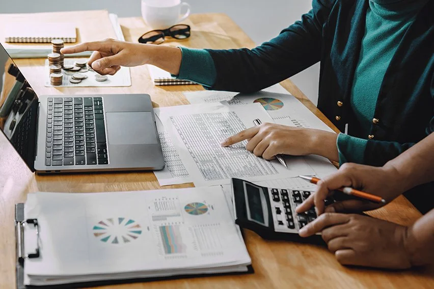 How HMR Accountancy Supports Manufacturing Firms with Smart Financial Management